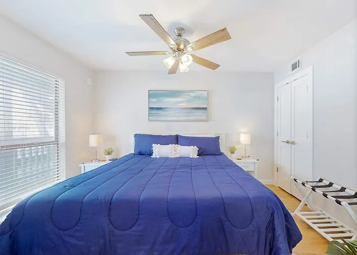 Holiday home Cozy With Turquoise Pool Open Layout Smart Tvs Balcony & Ac Gulf Shores